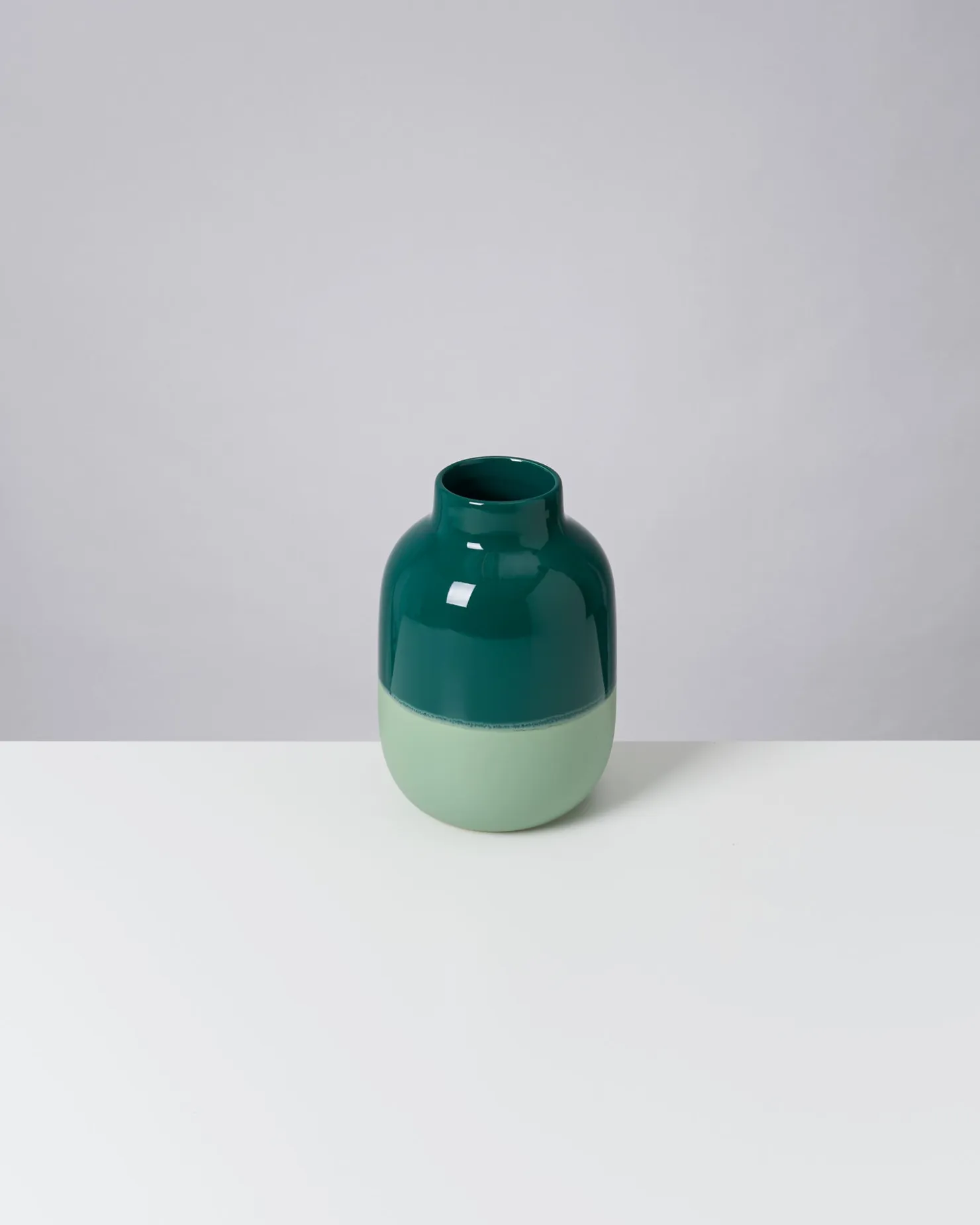 Motel a Miio Nuno Vase M dunkelgrün salbei Best